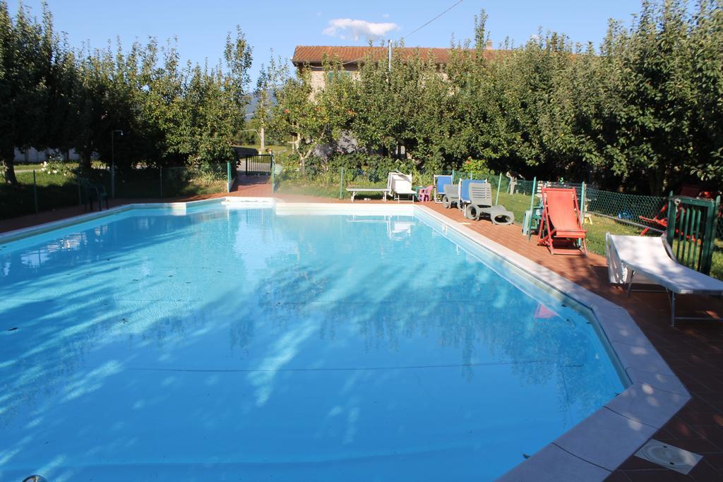 Agriturismo La Praduscella フィヴィッツァーノ エクステリア 写真