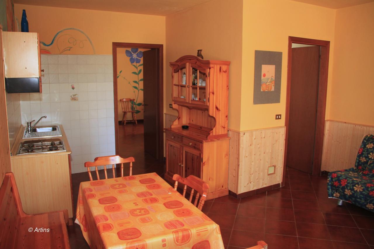 Agriturismo La Praduscella フィヴィッツァーノ エクステリア 写真